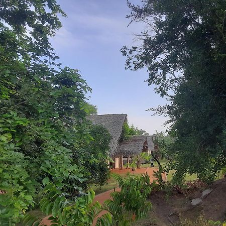 Nirvaan Safari Lodge Wilpattu Exterior foto